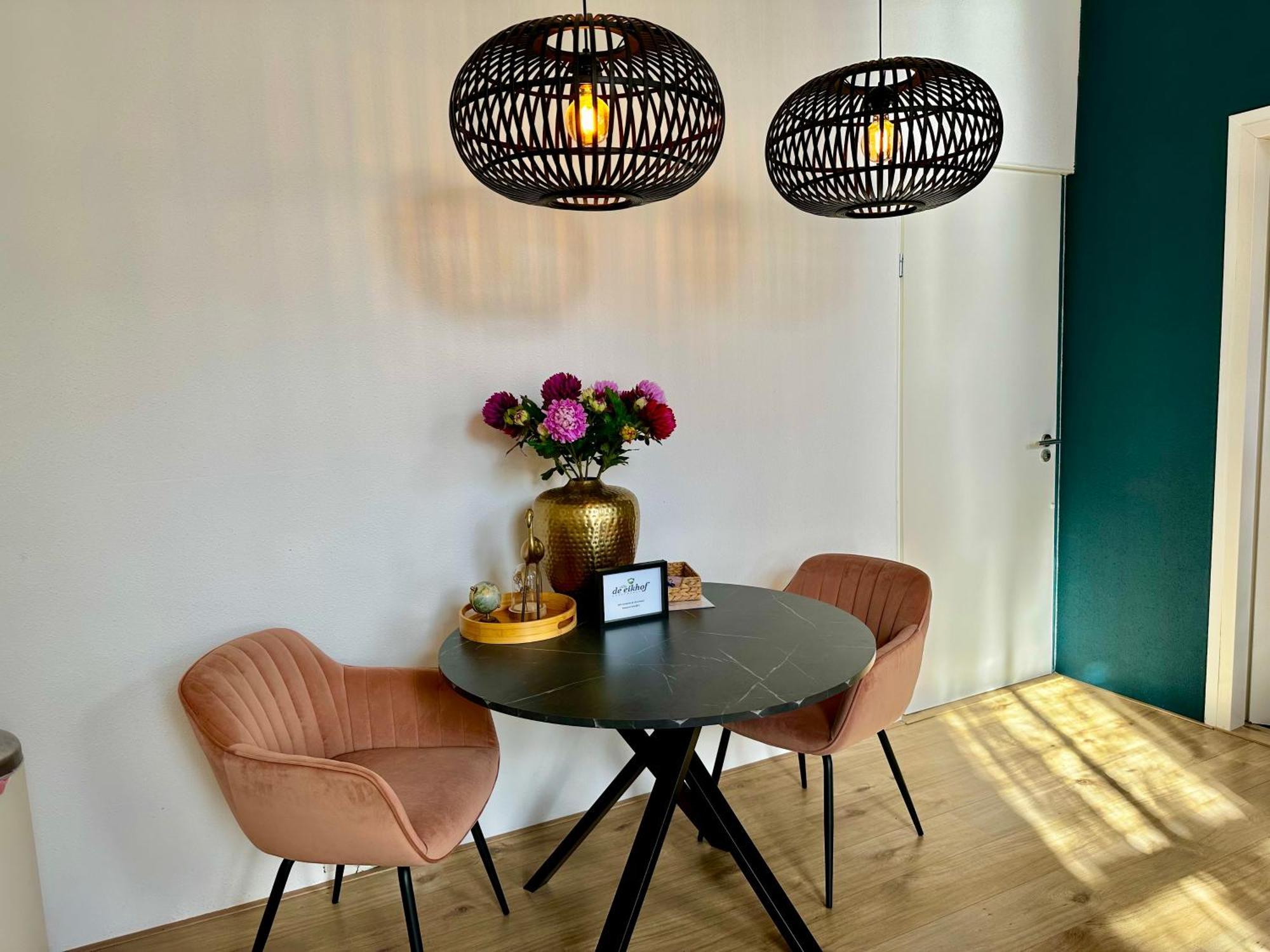 Residentie De Eikhof Apartment